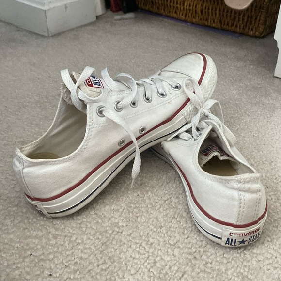 Converse Shoes - Low Top Conserve